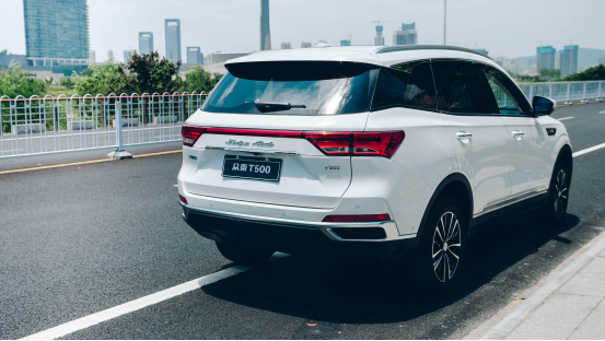 父親節，眾泰t500“爸”氣出行731.png