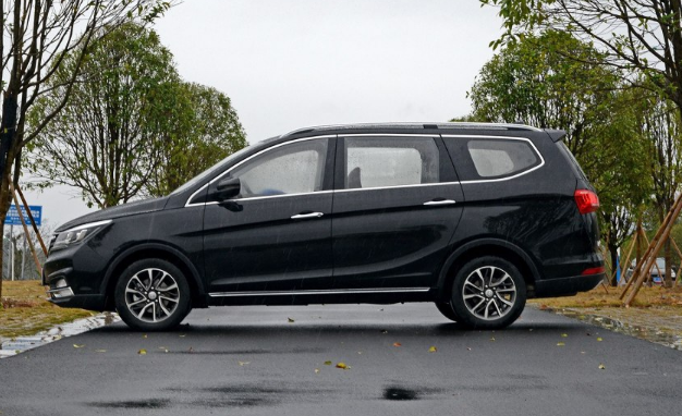 新車,MPV